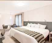 E. Suites Sion